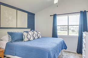 Beachfront Retreat: West End Home in Galveston!