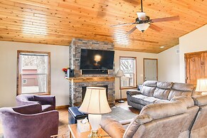 6 Mi to Dtwn Pella: Riverfront Cabin w/ Game Room!