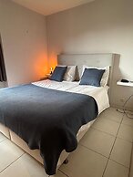 Huswell - Spacious 3-bedroom Duplex Apartment