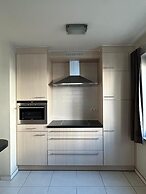 Huswell - Spacious 3-bedroom Duplex Apartment