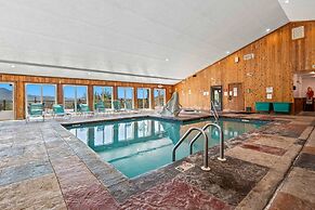 Sleeps 4-mountain Views-indoor Pool Sauna