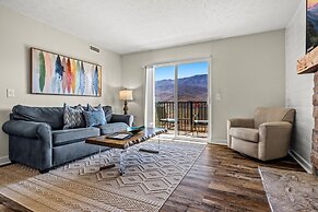 Sleeps 4-mountain Views-indoor Pool Sauna