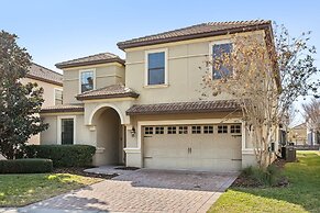 Upstay Movie-themed Mansion w Arcade Pool Hot Tub