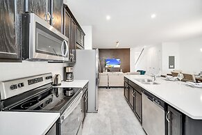 Solara Resort Home w Pool 15 min to Disney World