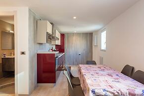 Pleasant 2BR flat next to Genoa Port