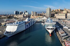 Pleasant 2BR flat next to Genoa Port