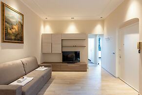 Pleasant 2BR flat next to Genoa Port