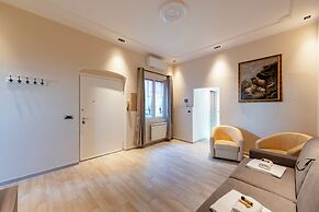 Pleasant 2BR flat next to Genoa Port