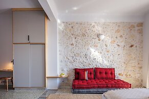 1 bedroom apt up to 3