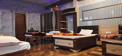 Hotel Pushpanjali