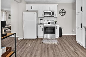 Serene Corner Cottage With Hot Tub 3 Bedroom Home