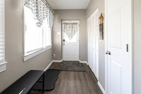 Serene Corner Cottage With Hot Tub 3 Bedroom Home