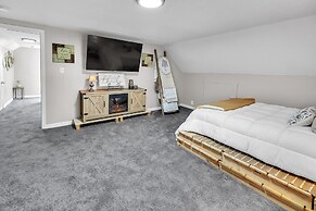 Serene Corner Cottage With Hot Tub 3 Bedroom Home