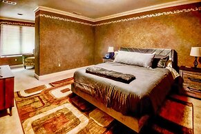 Luxury Villa with Mini Pool, Fireplaces & Scenic Views