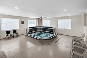 Luxury Villa with Mini Pool, Fireplaces & Scenic Views
