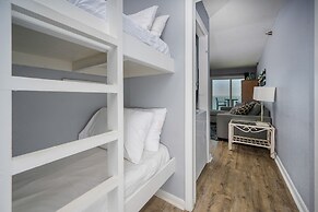 Emerald Skye 63 1 Bedroom Condo