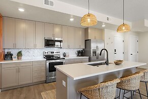 Chasing Sunsets 2 Bedroom Condo