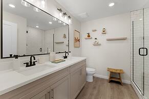 Chasing Sunsets 2 Bedroom Condo