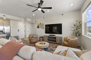 Chasing Sunsets 2 Bedroom Condo