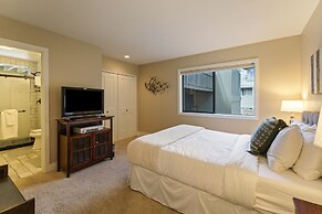 20 Aspen Lane 5 Bedroom Home