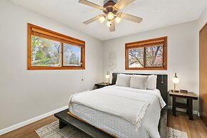 Old Town Basecamp 6 Blocks to Old Town Square