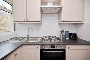 The Maida Hill Hideout - 2bdr Flat With Courtyard