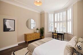 The Maida Hill Hideout - 2bdr Flat With Courtyard