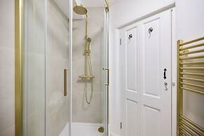 The Maida Hill Hideout - 2bdr Flat With Courtyard