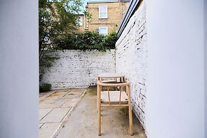 The Maida Hill Hideout - 2bdr Flat With Courtyard