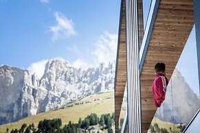 Sporthotel Passo Carezza