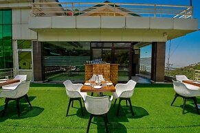 Kamal Residency By Dhiraya Hotels