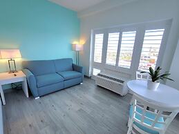 ChartHouse Clearwater Beach Marina Hotel