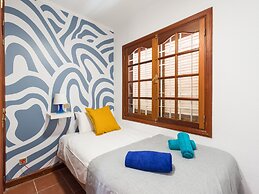 Chalet in Maspalomas With Heated Pool