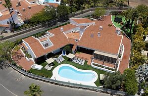 Chalet in Maspalomas With Heated Pool