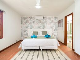 Chalet in Maspalomas With Heated Pool