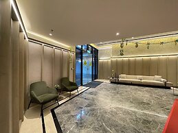 Agile Residence TRX by Isabella