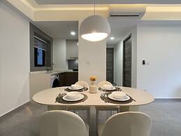 Agile Residence TRX by Isabella