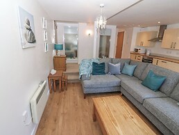 Beach Court Hideaway