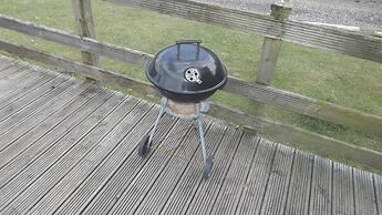 Spacious 3 Bedroom Cabin at Avonvale Holiday Lodge