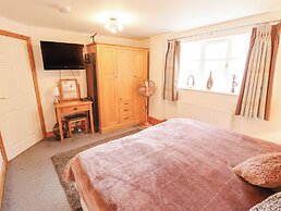 Oak Cottage