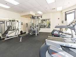 @marbella Lane - Stylish Island Stay w/ City Views