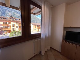 081 Trilocale Baldino Pinzolo