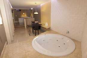 Raru's Via Costeira - Adults Only