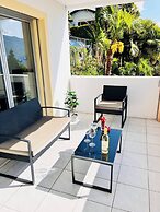 Spectacular Penthouse With Lake Views in Central Brissago