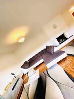 Spectacular Penthouse With Lake Views in Central Brissago