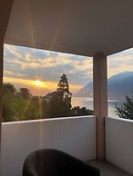 Sunny Modern Apartment Lake View Relax