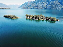 Sunny Modern Apartment Lake View Relax