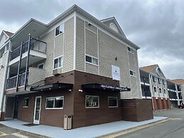 HomeTowne Studios & Suites by Red Roof Charlotte - Ballantyne