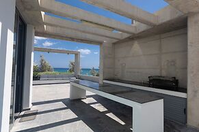 Protaras Holiday Villa El34 - Seafront Villa