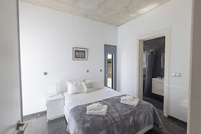 Protaras Holiday Villa El34 - Seafront Villa